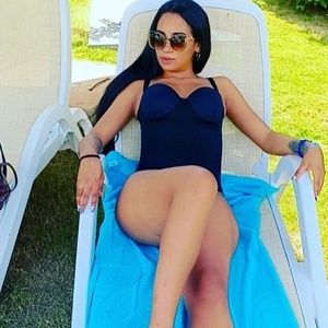 Meet your Posher, Thayla